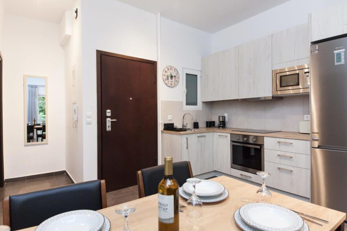 Elegant Urban Escape 1 Bd Apt In Kolonaki Lejlighed Athen Eksteriør billede