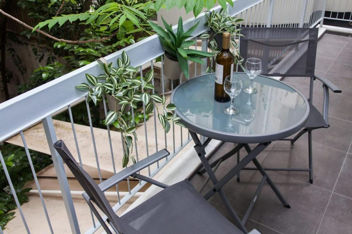 Elegant Urban Escape 1 Bd Apt In Kolonaki Lejlighed Athen Eksteriør billede